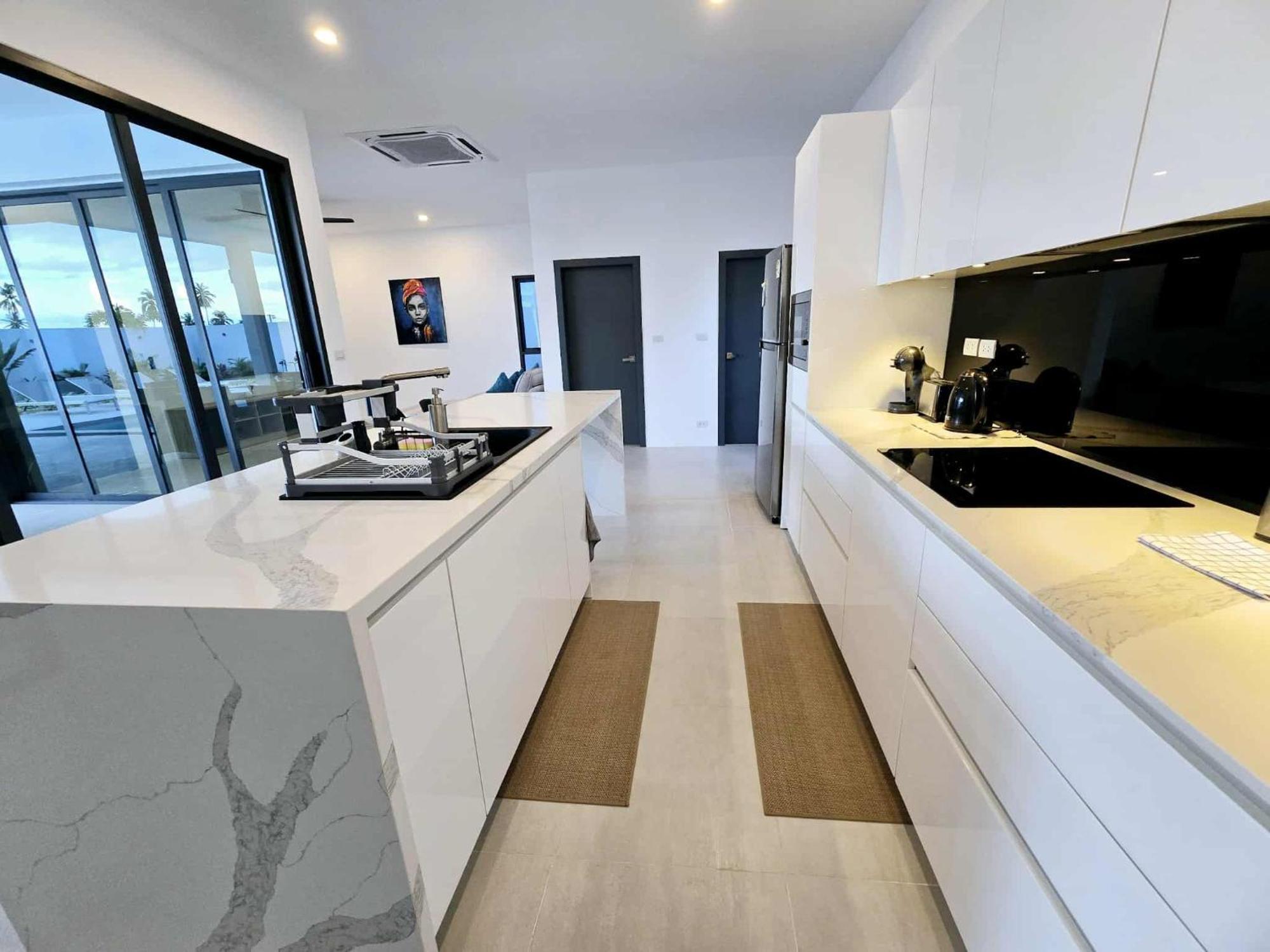 Villa Private Near *